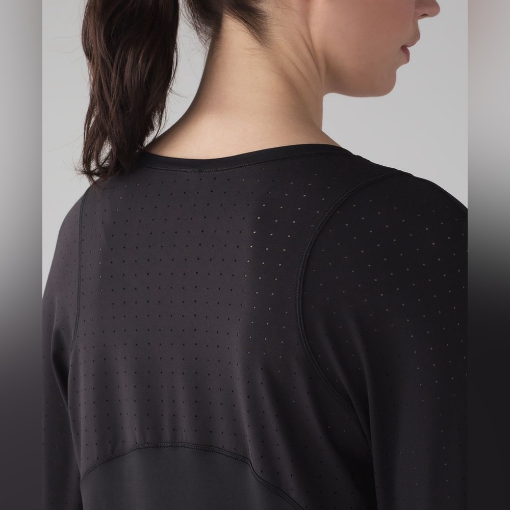 Lululemon Mind Over Miles long sleeve *Luxtreme Black